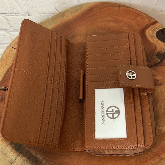 Giani Bernini Softy Leather All in One Wallet - Picture 6 of 13